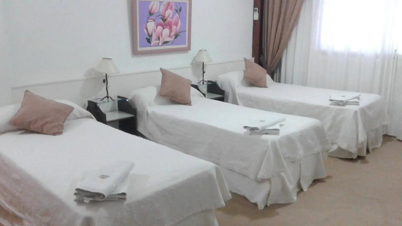 Hotel Embajador