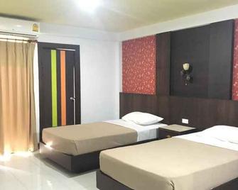 Phakawan Apartment - Phitsanulok - Bedroom