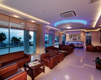 Venessa Beach Hotel - Авсаллар - Лоббі