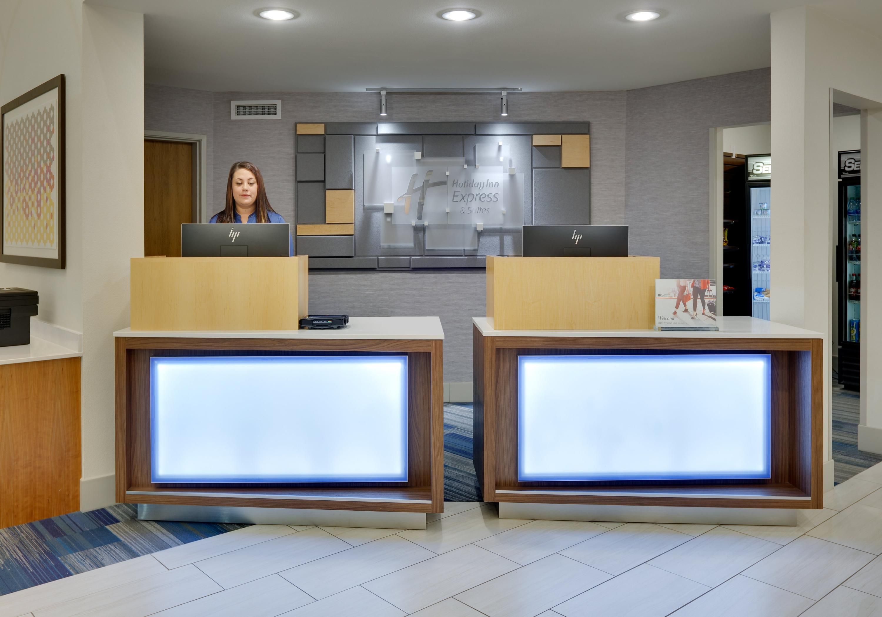 Holiday Inn Express & Suites Scottsbluff-Gering By IHG