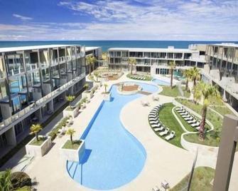 Classy Torquay Resort \'Motel Suite\' - Torquay - Piscina