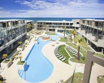 Classy Torquay Resort 'Motel Suite' - Torquay - Piscine