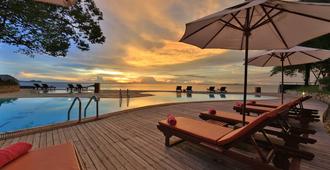 Sunset Park Resort And Spa - Pattaya - Havuz