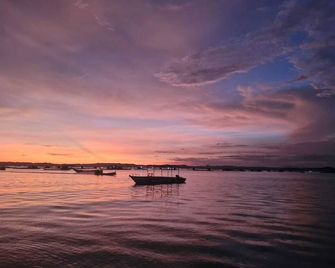 Satu Hati Hotel - Bumbang - Outdoors view