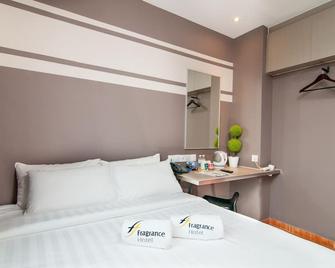 Fragrance Hotel - Kovan - Singapura - Kamar Tidur