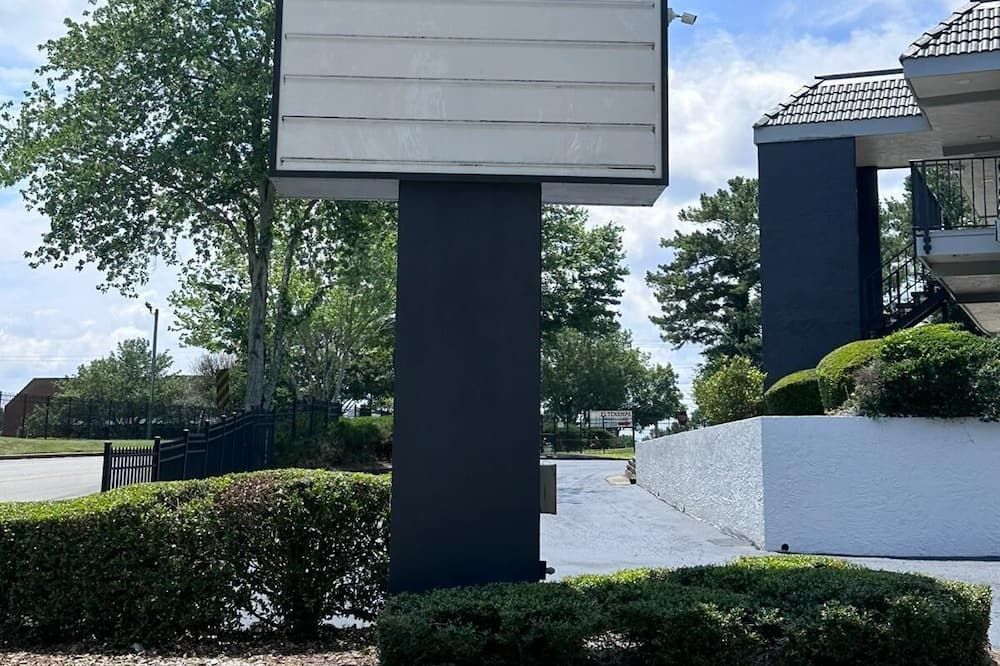 Masters Inn Atlanta - Doraville at I-85 & 285 - Doraville - Extérieur