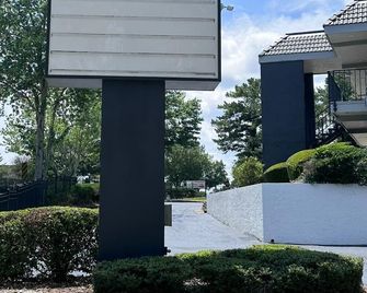 Masters Inn Atlanta - Doraville at I-85 & 285 - Doraville - Extérieur