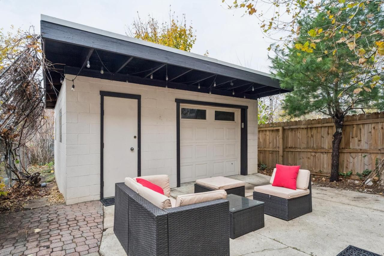Modern Luxury in Prime Location