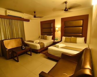 The Gopinivas Grand Hotel - Kanyakumari - Habitación