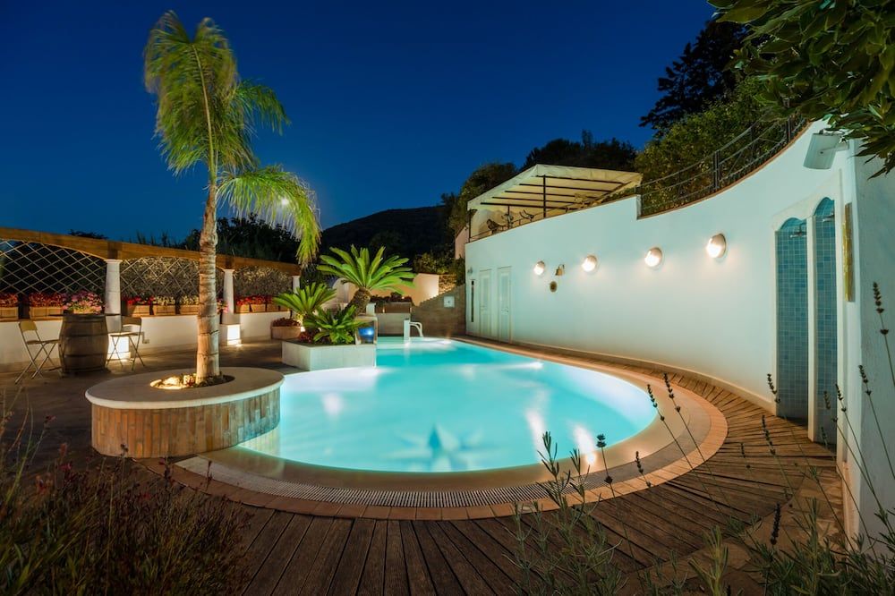 Villa Araucaria Rent For - Ischia - Pool