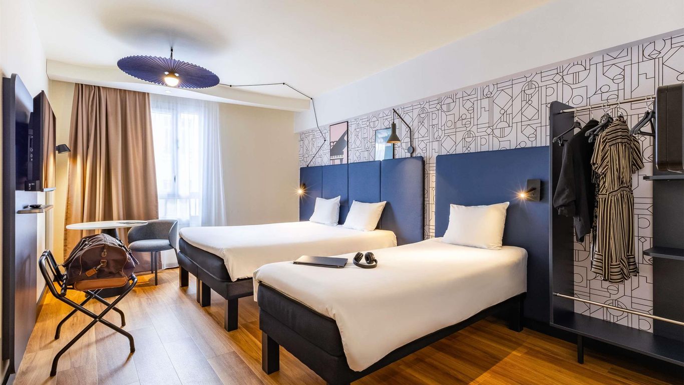 إيبيس دونكيريك سنتر