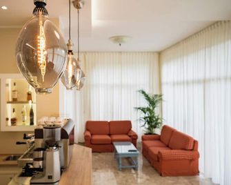 Hotel Happy - Milano Marittima