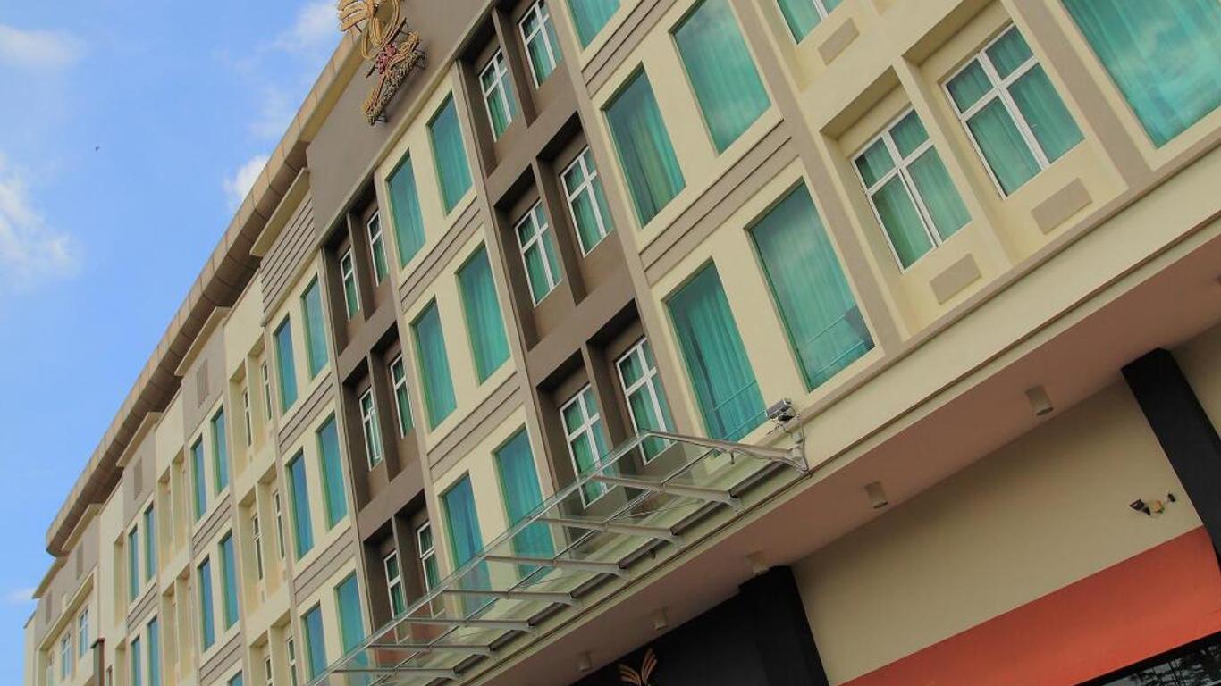 SSL Traders Hotel