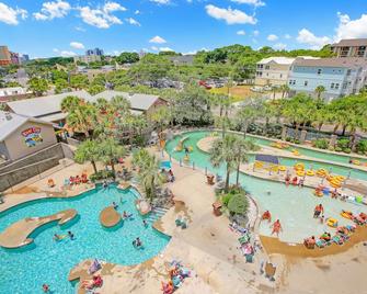 North Shore Oceanfront Resort Hotel - Myrtle Beach - Pool