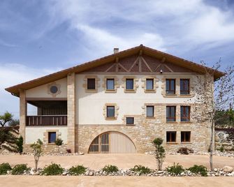 Olivi1948 - Boutique Guest House - Usúrbil - Edificio