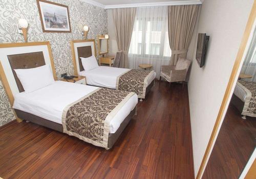 nova plaza taksim square 61 istanbul hotel deals reviews kayak