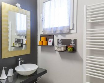 Anda e Rianda - Campi Bisenzio - Bathroom