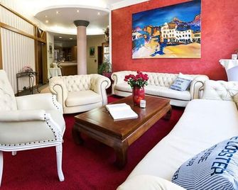 Parkhotel Meerane - Meerane - Huiskamer