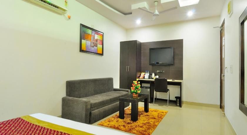 Hotel Sky Rich International