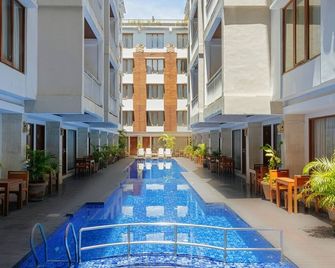 Bali Sun Tropical Hotel & Spa - Kuta - Zwembad