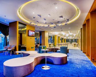 Holiday Inn Express Dalian City Center By IHG - Dalian - Lounge