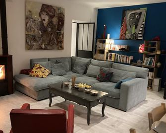 Charming holiday home near Clisson - Gétigné - Sala de estar