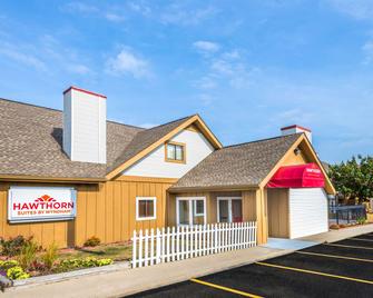 Hawthorn Suites Dayton North - Dayton - Building