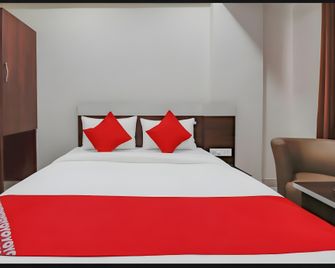 Royal Wood Deluxe - Bangalore - Yatak Odası