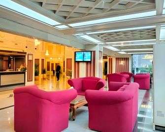 Danau Toba Hotel International - Medan - Lobby