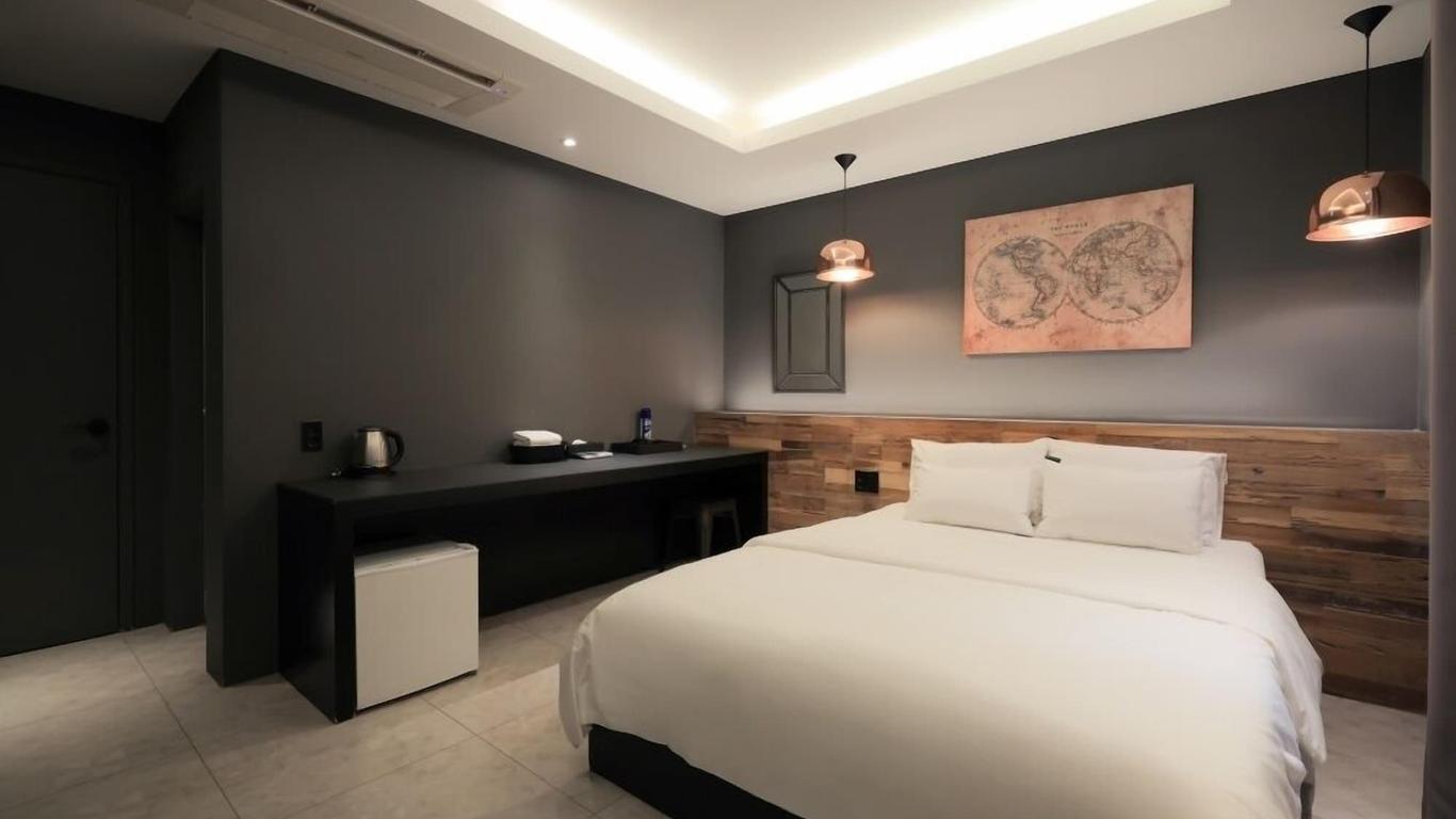 Hotel Yaja Siheung Jeongwang