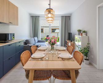 Apartamenty Sun & Snow Baltic Nova - Władysławowo - Comedor