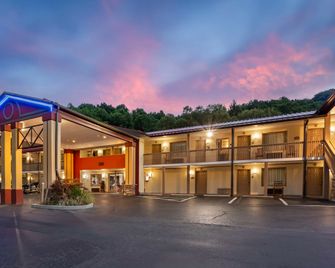 Best Western Mountainbrook Inn - Maggie Valley - Bygning