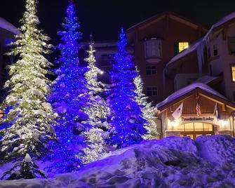 2 Bedroom/2 Bath Condo Sleeps 8 - Solitude - Building