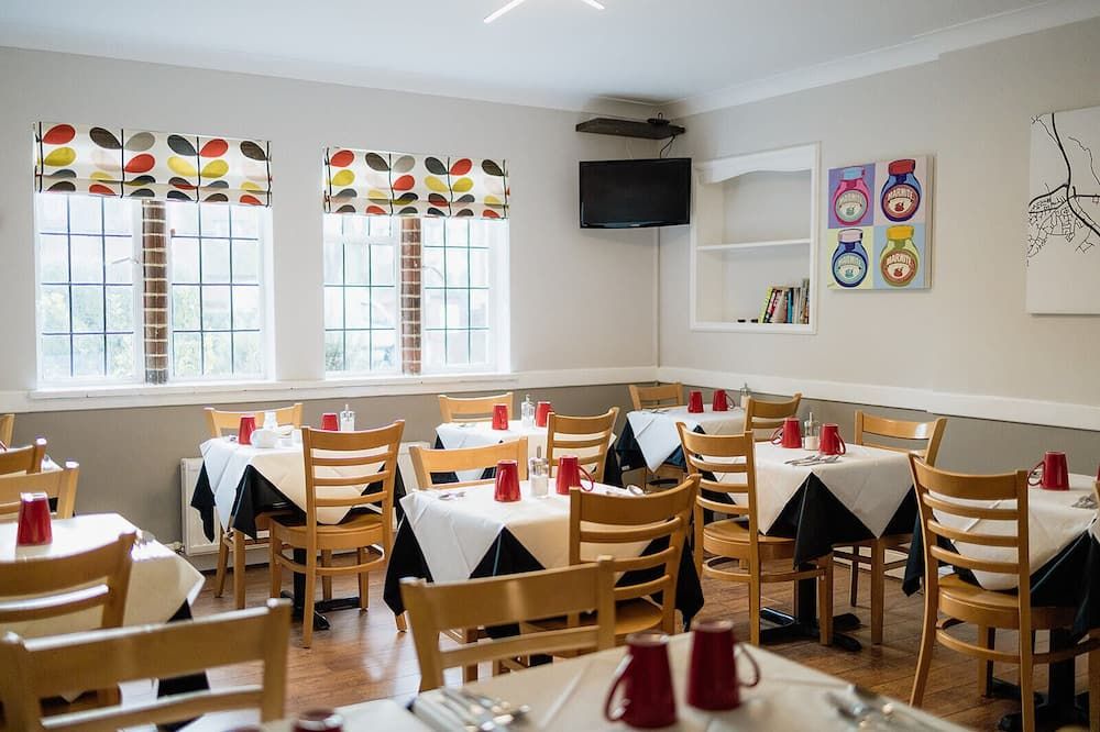 رد موليونز جست هاوس - أكسفورد - مطعم