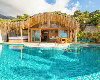 Seaview Faralya - Uzunyurt - Piscina