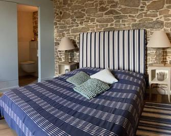 Pretty cottage in a charming fifteenth century south finistere mansion - Melgven - Habitación