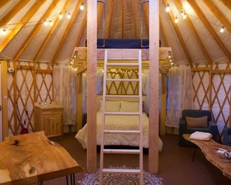 The Sunday River at Chandler Brook Village - Bethel - Schlafzimmer