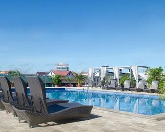 Krasnapolsky - Paramaribo - Uima-allas