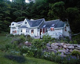 Mountain Valley Retreat - Killington - Building