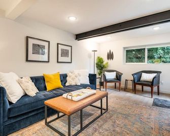 Modern, new & industrial in Georgetown - Seattle - Sala