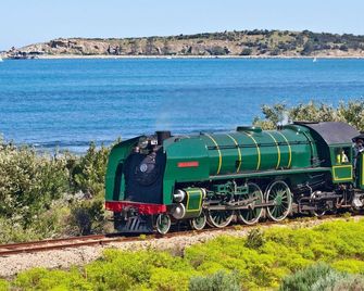 Victor Harbor Holiday Park - Victor Harbor