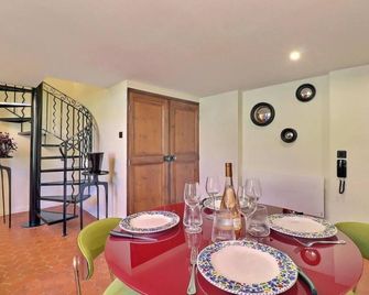 La Suite 26 - 4 stars - Daily Wellness Access - Aix en Provence - Salle à manger