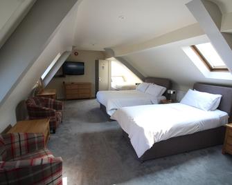 The Clothiers Arms - Stroud - Sovrum