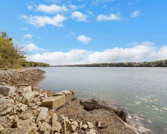 Jcr Taunton Bay Hideaway 3 Bedroom Home by RedAwning - Sullivan - Playa