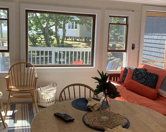 1 minute walk to Popham Beach - Phippsburg - Comedor
