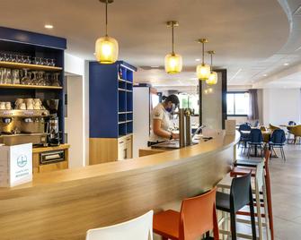 ibis Styles Fougeres - Fougères - Bar
