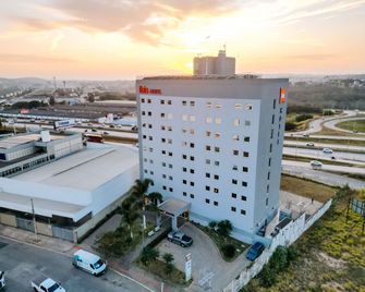 Ibis Contagem Ceasa - Contagem - Building