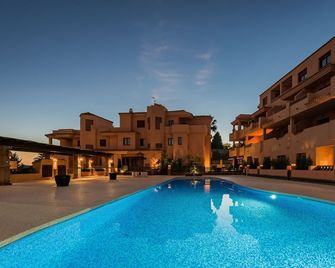 Royal Marbella Golf Resort - Estepona - Piscina