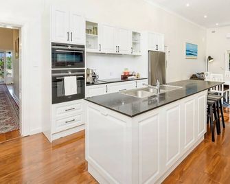 Normanville, Large Historic Three Bedroo - Normanville - Cocina