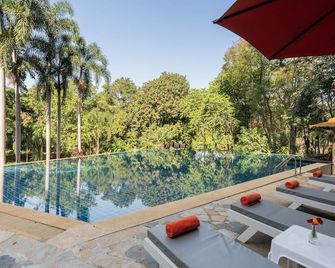 Comsaed River Kwai Resort - Kanchanaburi - Pool